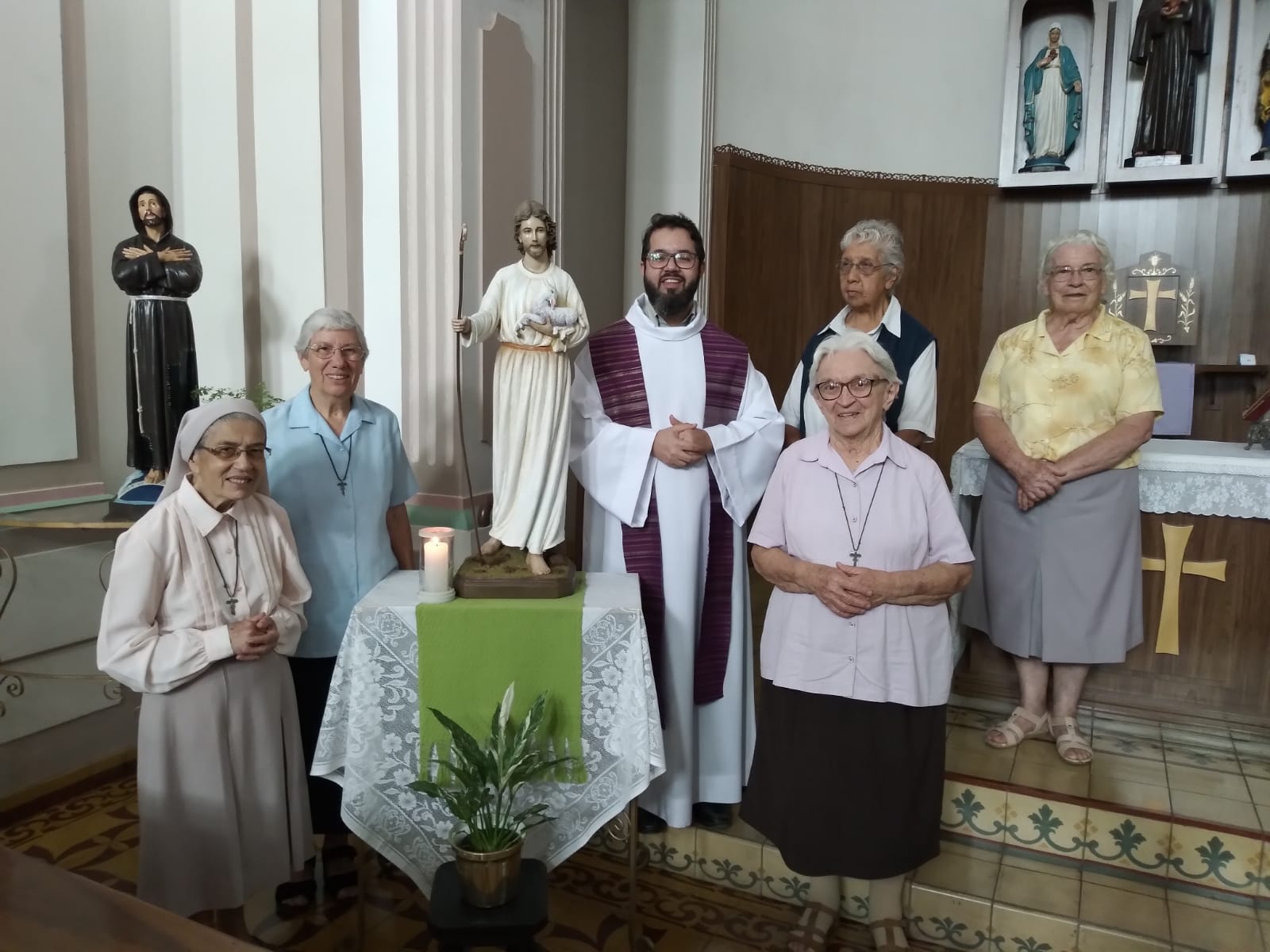 Visita da Imagem do Cristo, Bom Pastor ao Lar Escola Santa Verônica.